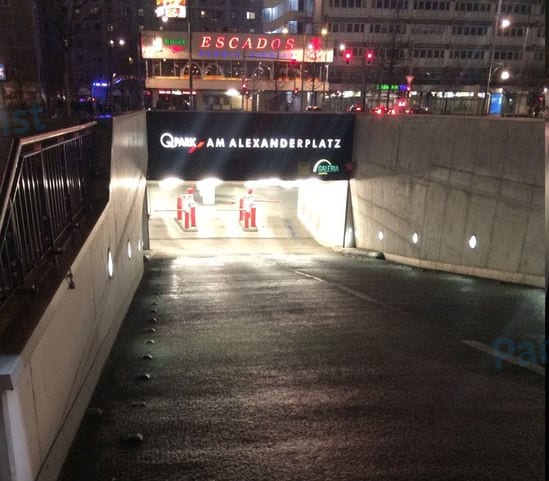 Außenansicht - Parkhaus Alexanderstrasse 2 Berlin 