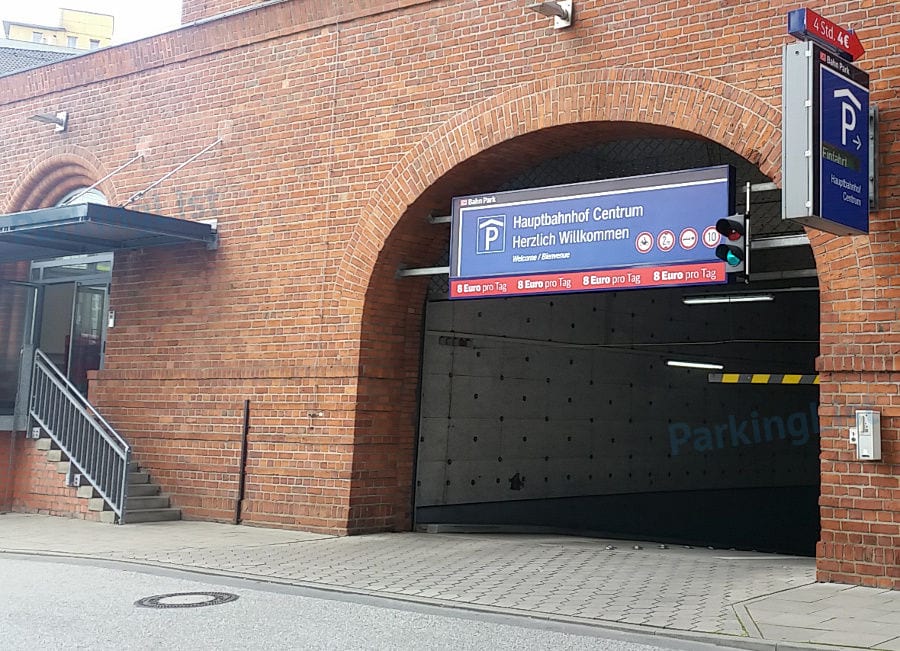 Außenansicht-1-Parkhaus Hauptbahnhof Centrum Hamburg 