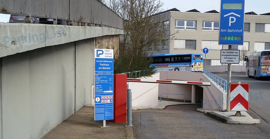 Zufahrt - Parkhaus am Bahnhof Pforzheim 