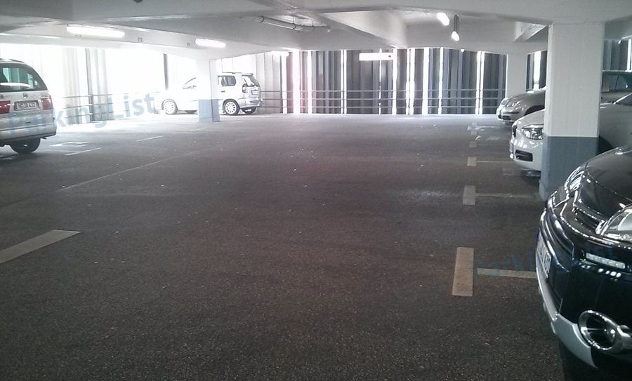 Innenansicht 2 - Parkhaus Altstadt Hannover 