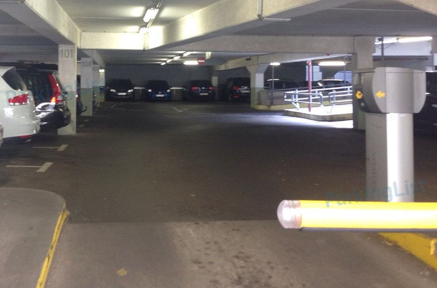 Innenansicht-1-Parkhaus Roevekamp Musicaltheater Bremen 