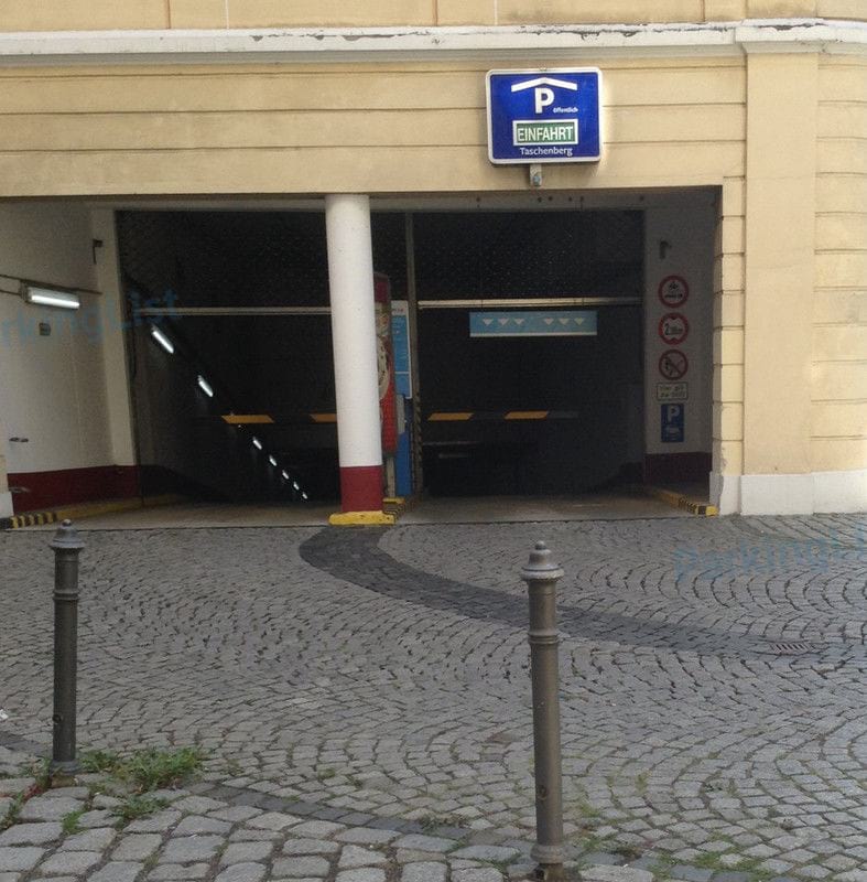 Außenansicht-1-Parkhaus Haus am Zwinger Dresden 