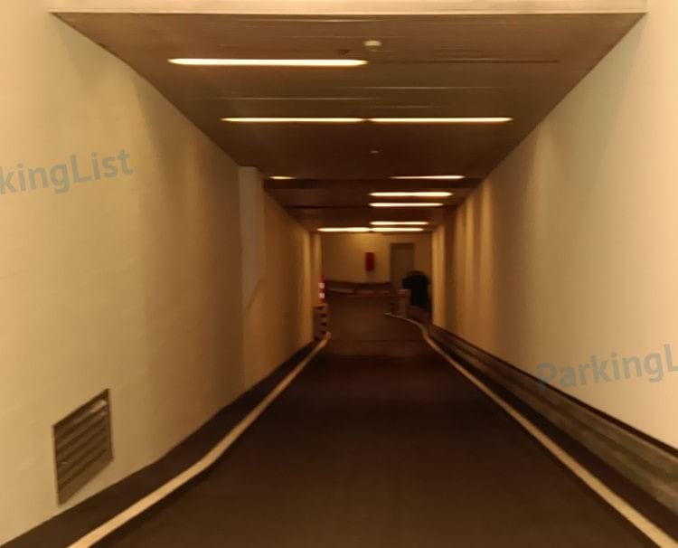 Innenansicht - Parkhaus Phoenixbau Stuttgart 