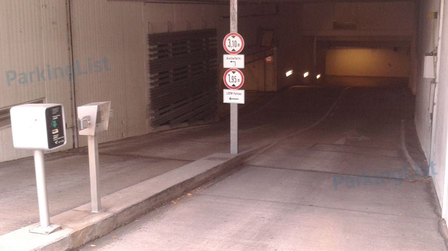 Zufahrt - Parkhaus Bollwerk LBBW Stuttgart 