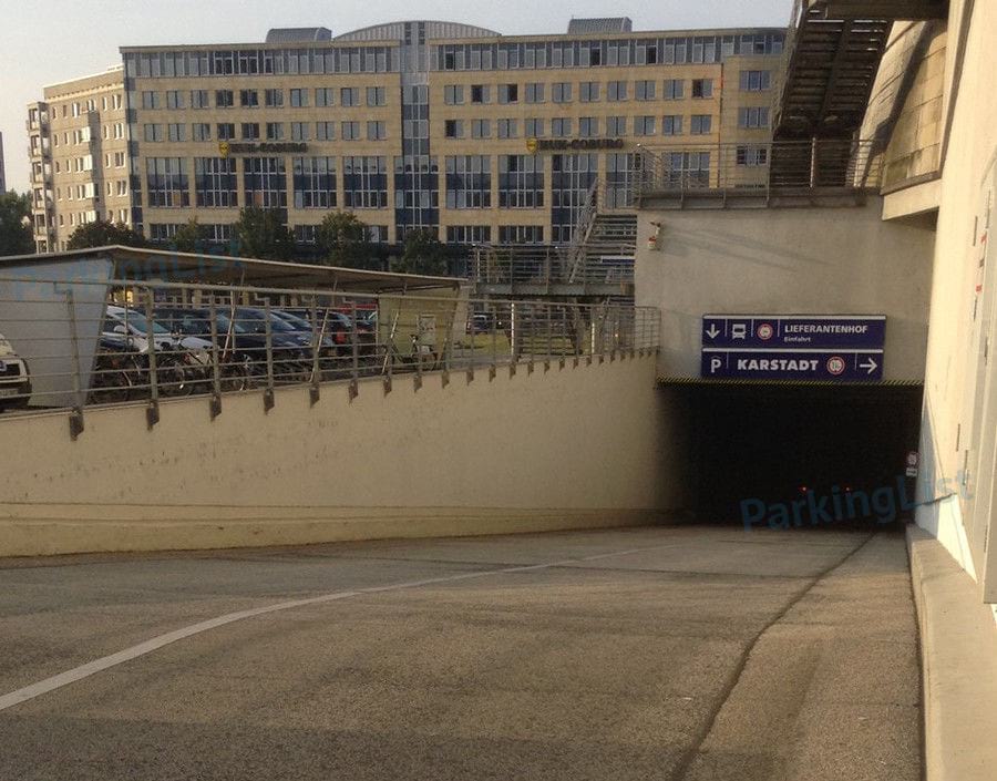 Außenansicht-2-Parkhaus Karstadt Dresden 