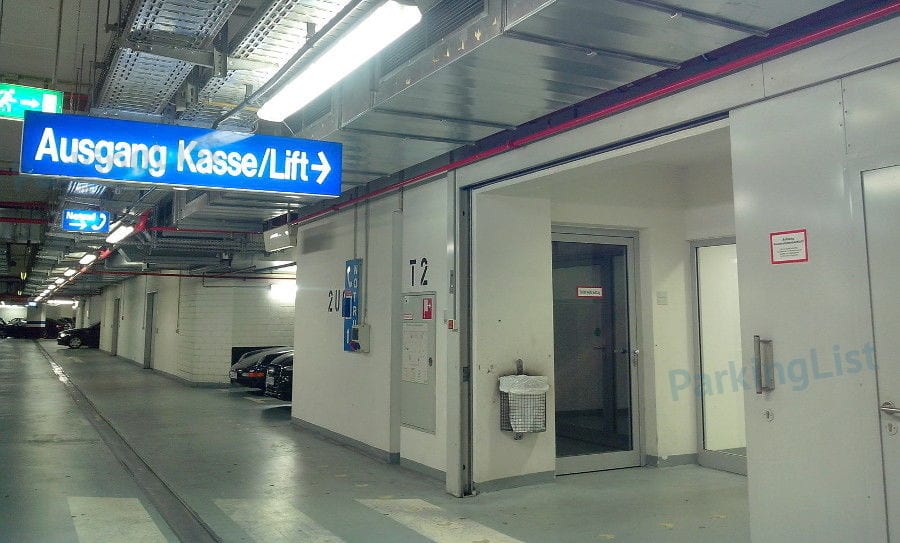Innenansicht-1-Parkhaus Junghofstrasse Frankfurt am Main 