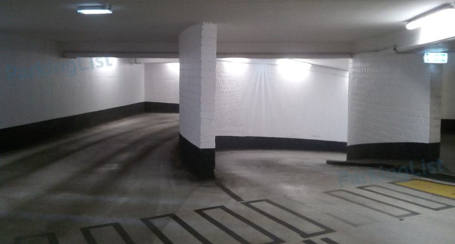 Innenansicht-1-Parkhaus am Carlsplatz Duesseldorf 