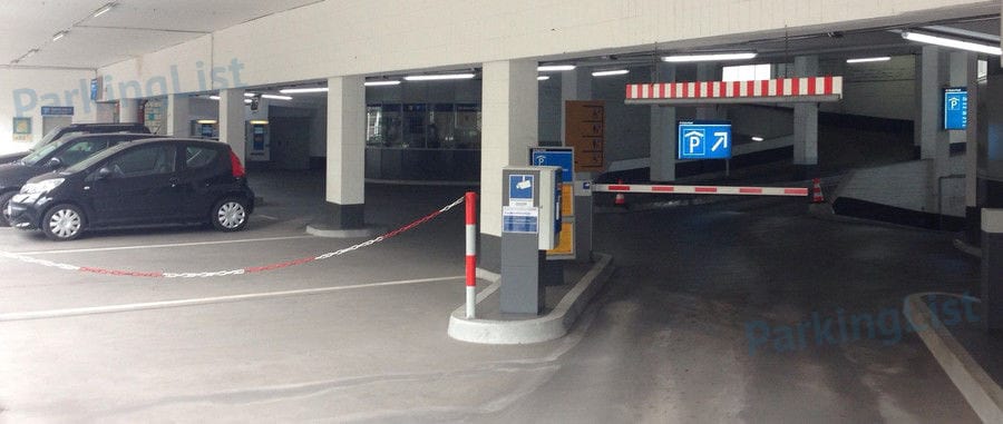 Einfahrt - Parkhaus Bahnhof Bremen 