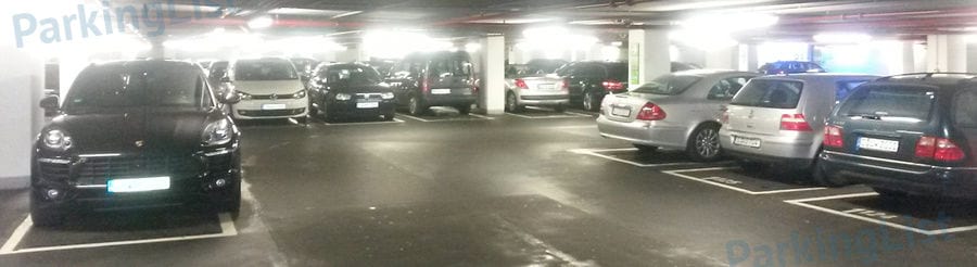 Innenansicht-2-Parkhaus Heinrich Heine Platz 1 Duesseldorf 