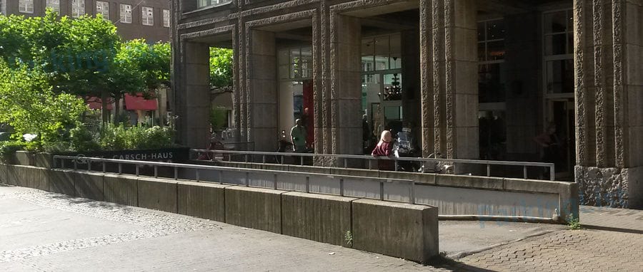 Außenansicht-1-Parkhaus Heinrich Heine Platz 1 Duesseldorf 