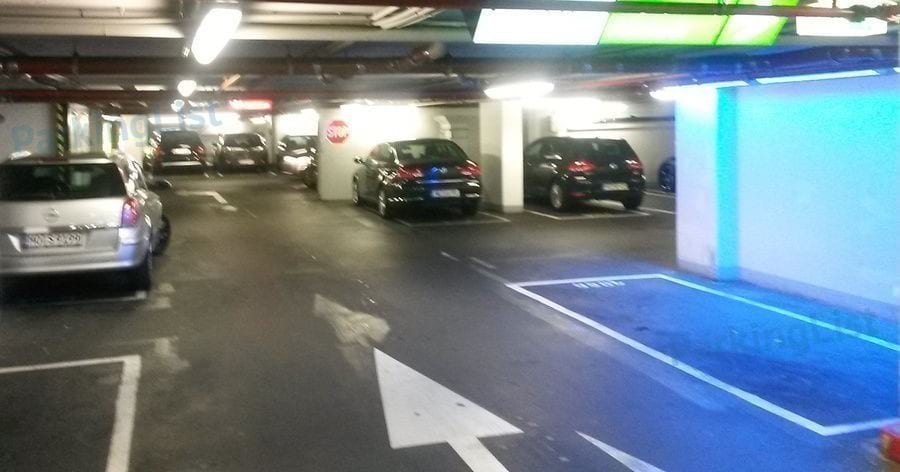 Innenansicht-3-Parkhaus Heinrich Heine Platz 1 Duesseldorf 