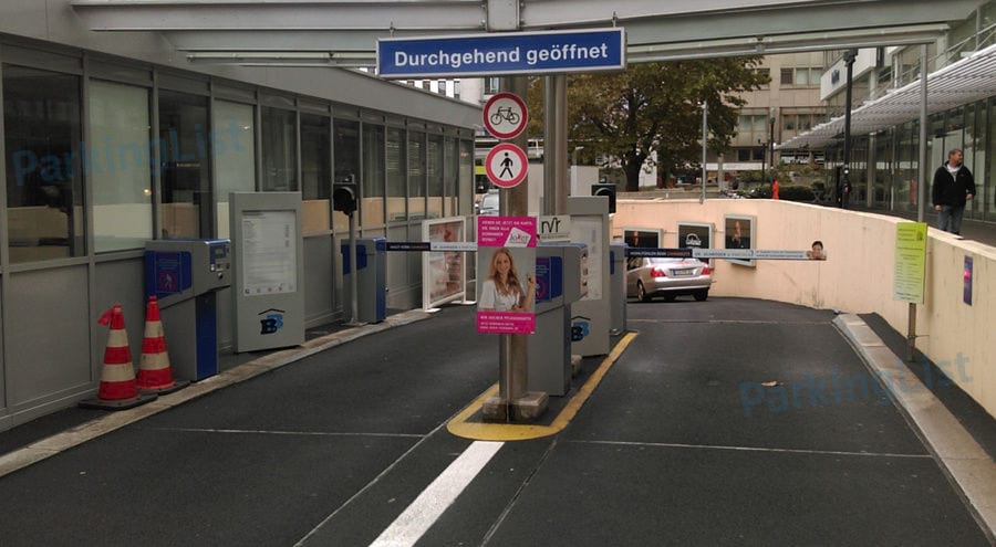 Außenansicht - Parkhaus Stadtmitte Stuttgart 