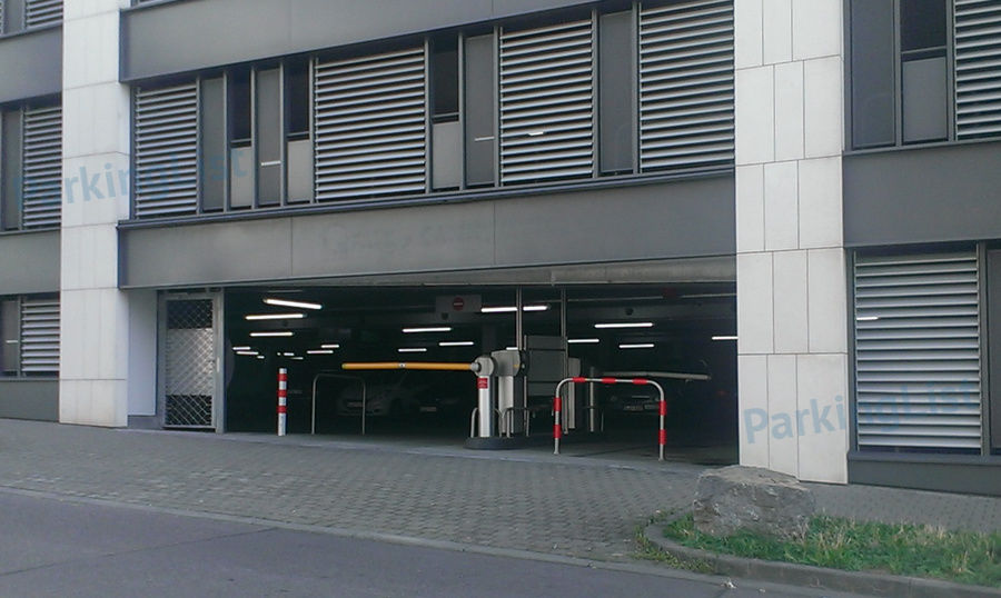 Außenansicht 2 - Parkhaus Cannstatter Carré Stuttgart 