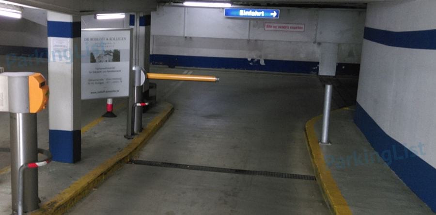 Innenansicht - Parkhaus Katharinen Hospital Stuttgart 