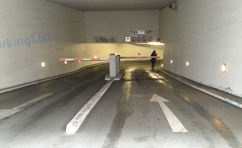 Zufahrt - Parkhaus Checkpoint Arkaden Berlin 