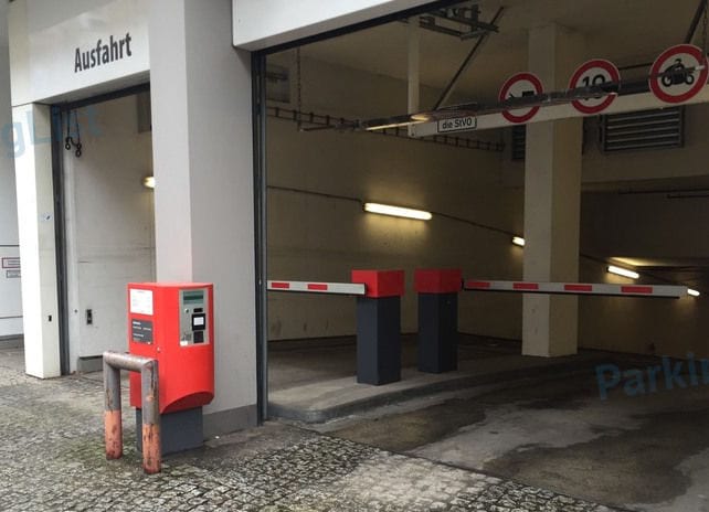 Zufahrt Ansicht 2 - Parkhaus Friedrichstrasse 50 Berlin 