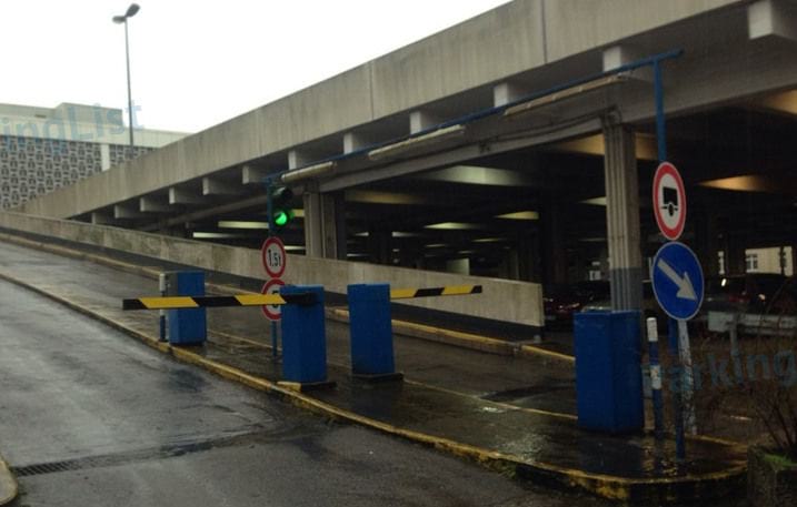 Außenansicht - Parkhaus Marxloh Center Duisburg 