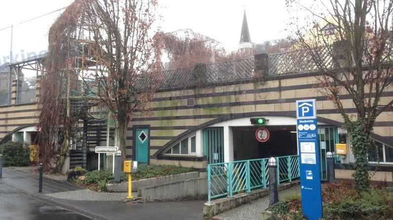 Außenansicht - Parkhaus Stadtmitte Linz 