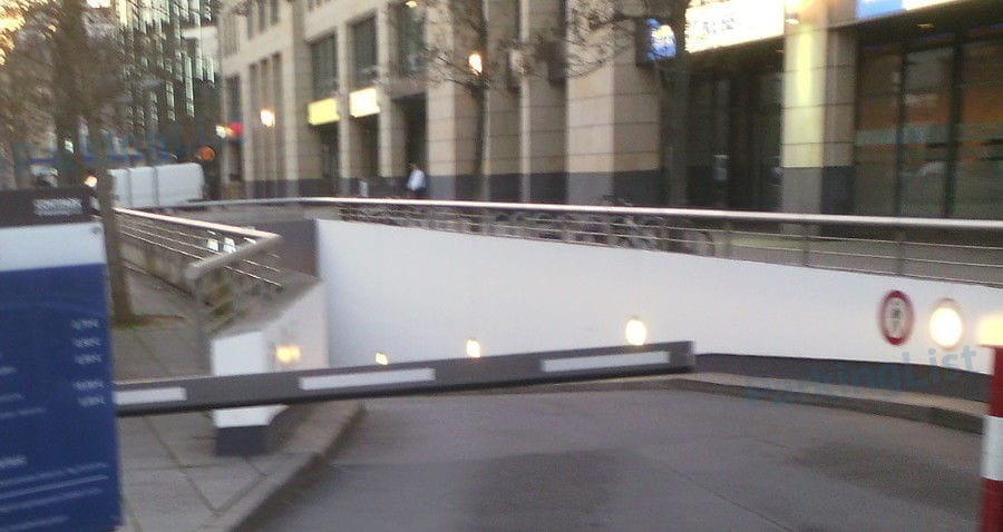 Zufahrt - Parkplatz Fort Malakoff Park Mainz 