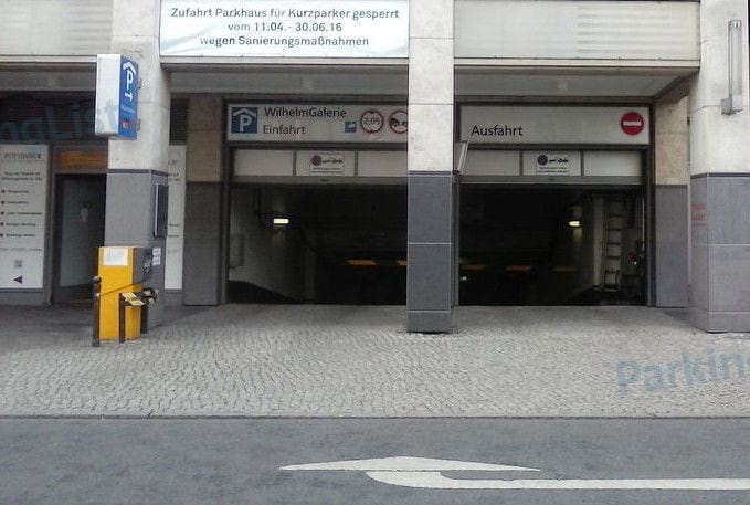Zufahrt - Tiefgarage Wilhelm Galerie Potsdam 
