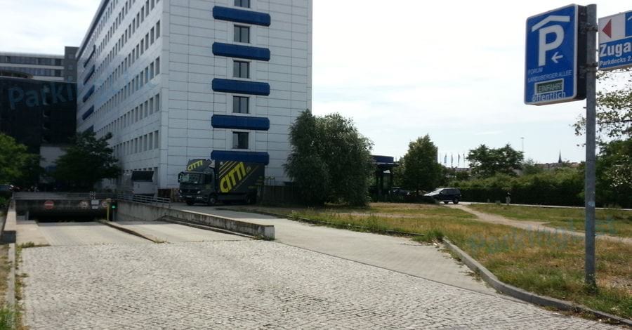 Außenansicht 2 - Parkhaus Forum Landsberger Allee Berlin 