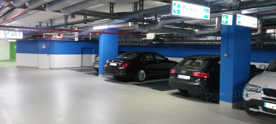 Innenansicht-3-Parkhaus Schadow Arkaden Duesseldorf 