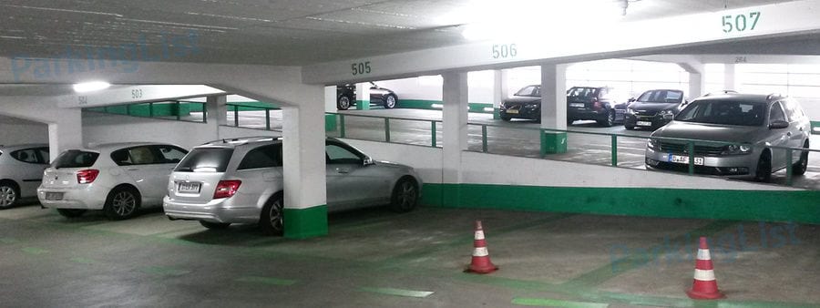 Innenansicht-1-Parkhaus-Schadowstrasse-Bleichstrasse-Duesseldorf