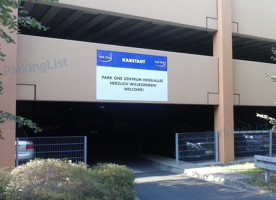 Einfahrt - Parkhaus Karstadt Zentrum Potsdam 
