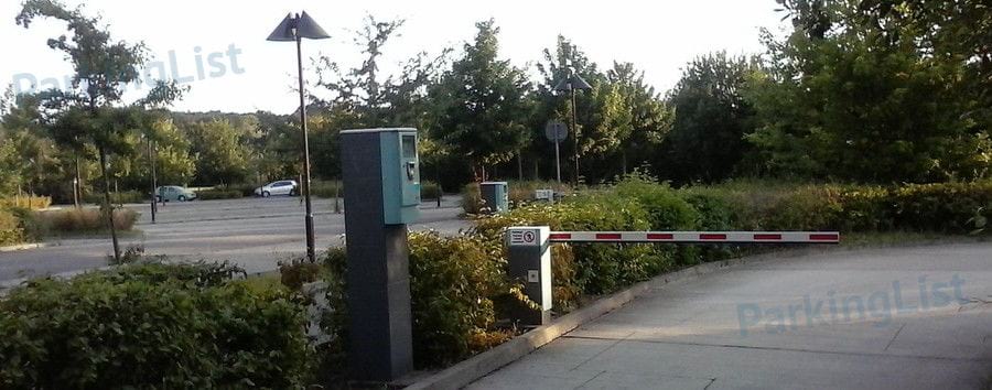 Einfahrt 2 - Parkhaus Am Krongut Potsdam 