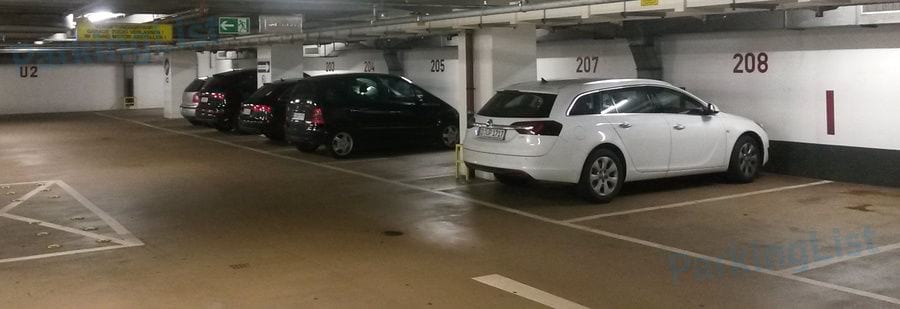 Innenansicht-3-Parkhaus Trinkaus Galerie Duesseldorf 