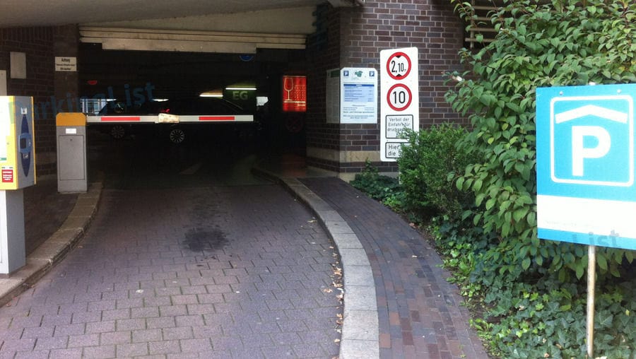 Parkhaus Am Deutschlandhaus Essen Parken in Essen