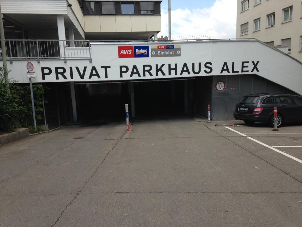 Privat Parkhaus Alex