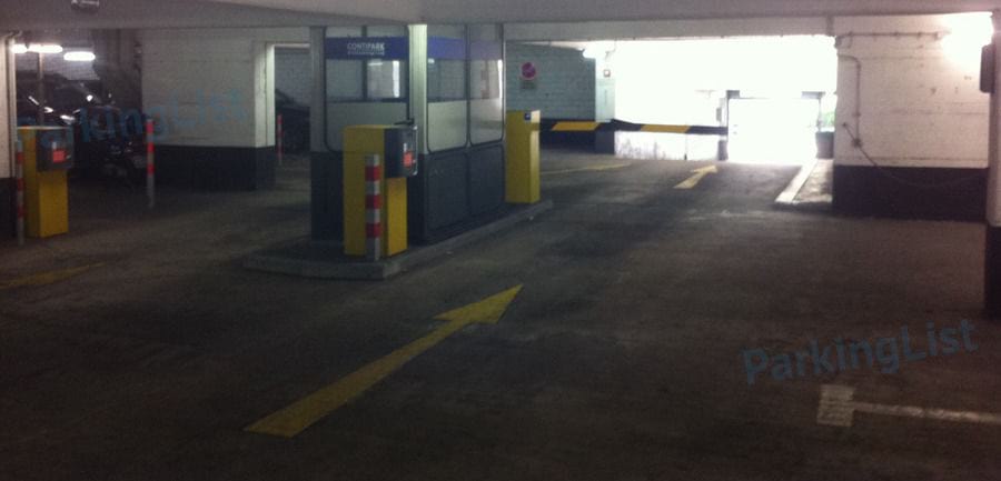 Innenansicht-4-Parkhaus Hindenburgstr Essen 