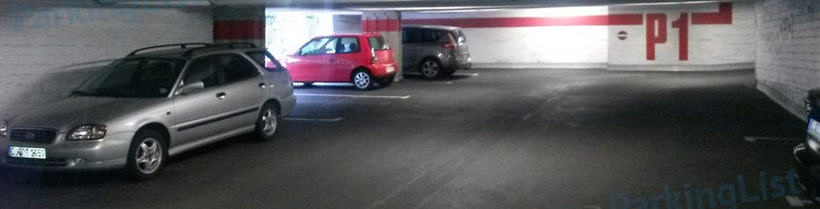 Innenansicht 2 - Parkhaus Galeria Kaufhof Duisburg 