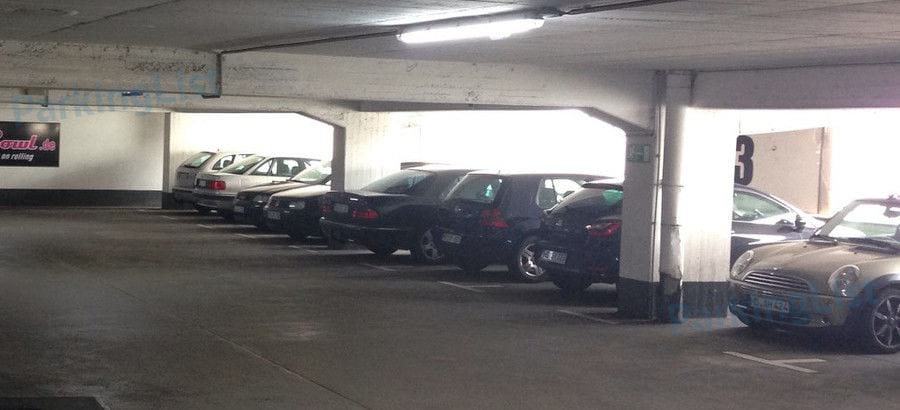 Innenansicht 2 - Parkhaus Herdentor Bremen 