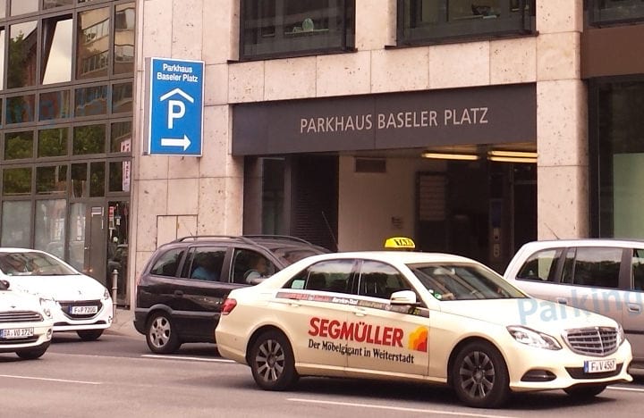Außenansicht-1-Parkhaus Baseler Platz Frankfurt am Main 