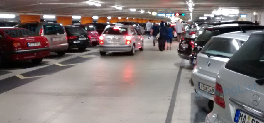 Innenansicht-1-Parkhaus Goetheplatz Frankfurt am Main 