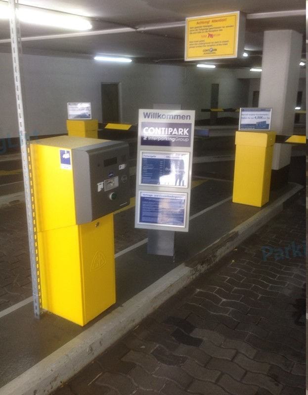 Zufahrt - Tiefgarage Altstadt Carree Bielefeld 