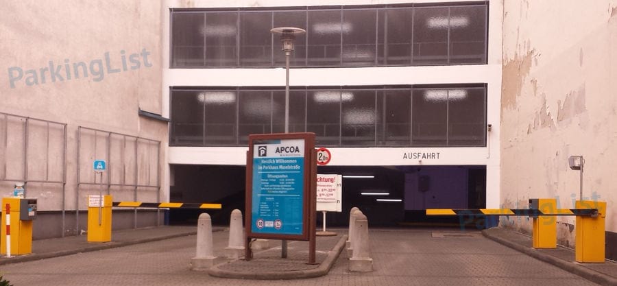 Außenansicht-2-Parkhaus Moselstrasse Frankfurt 