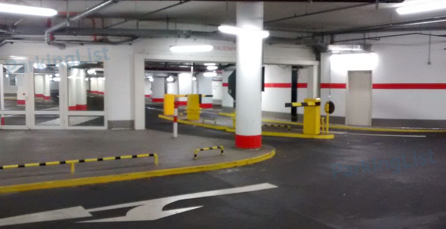 Innenansicht-1-Parkhaus Trianon Frankfurt am Main 