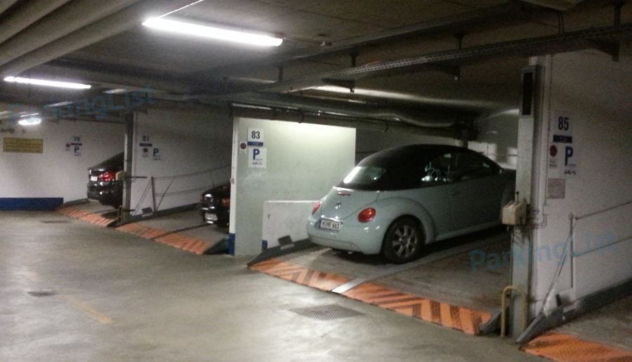 Innenansicht-3-Parkplatz Amalienpassage Muenchen 