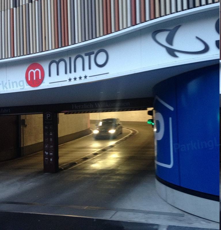 Ausfahrt - Minto Moenchengladbach 