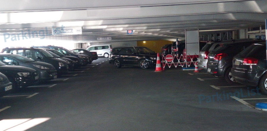 Innenansicht 1 - Parkhaus Ahstraße Gelsenkirchen 