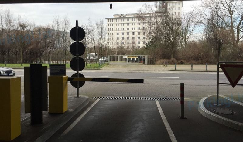 Ausfahrt - Parkhaus City Duisburg 