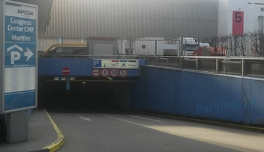 Zufahrt - Parkhaus Congresscenter Messe Frankfurt Maritim Hotel 