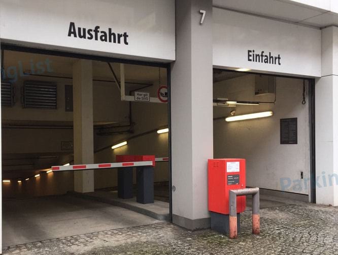 Zufahrt Ansicht 1 - Parkhaus Friedrichstrasse 50 Berlin 