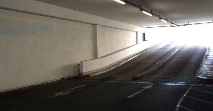 Ausfahrt - Parkhaus Koelner Strasse 40 Grevenbroich 