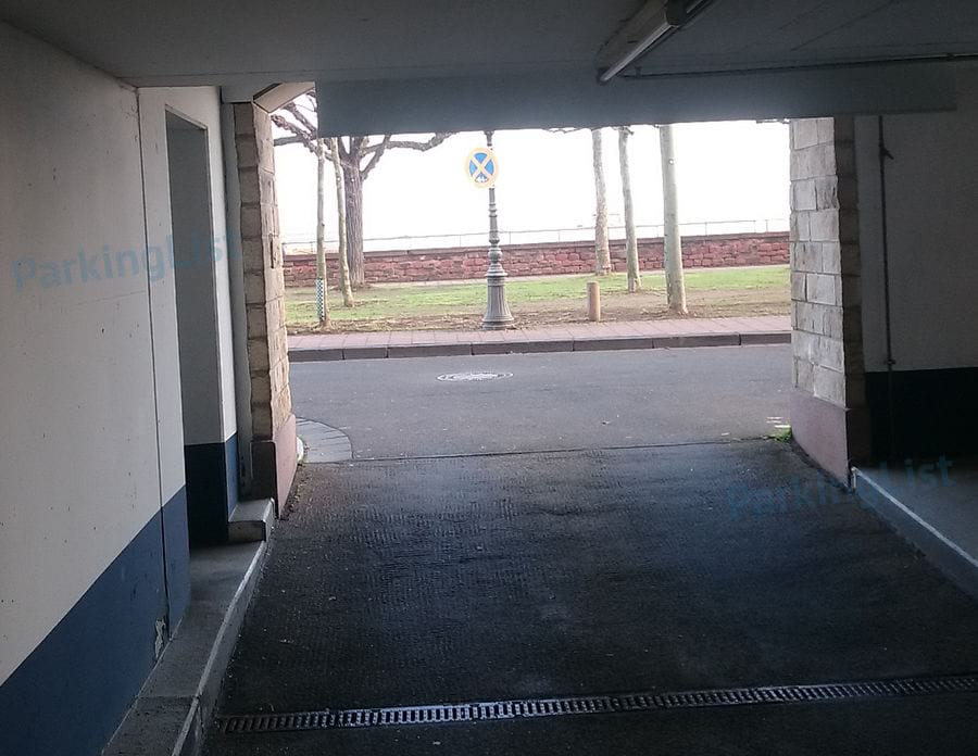 Ausfahrt - Parkhaus Kupferberg Terrasse Mainz 