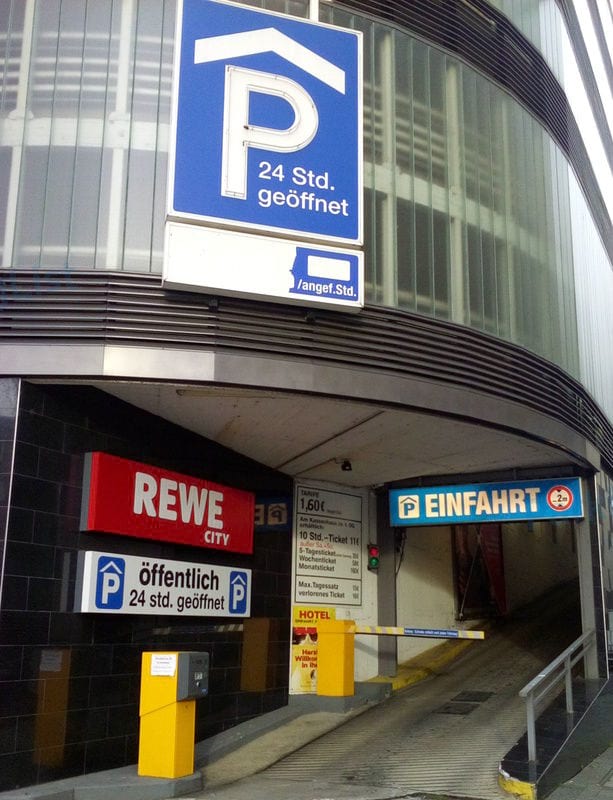 Parkhaus Rewe City Hohe Strasse Koln Parken In Koln