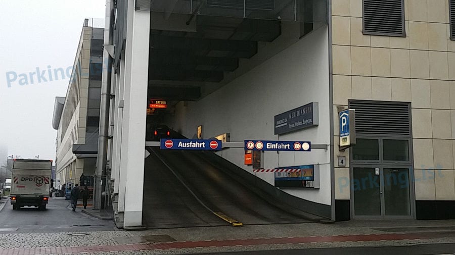 Zufahrt 3 - Spandau Arcaden Berlin 